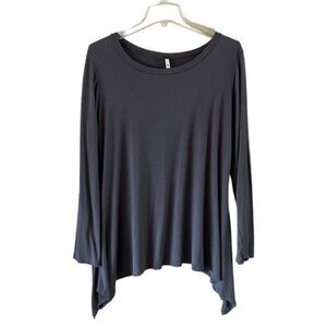 The Hanger gray knit asymmetric tunic size XL